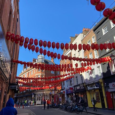 Stay In The Heart Of Soho Лондон Экстерьер фото